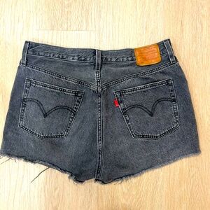 Black Levi’s Jean Shorts